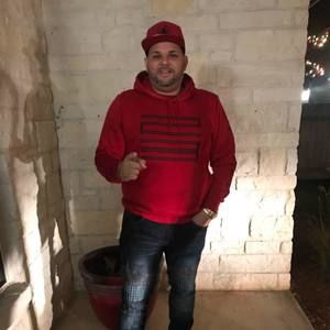 Meet your Posher, Carlos